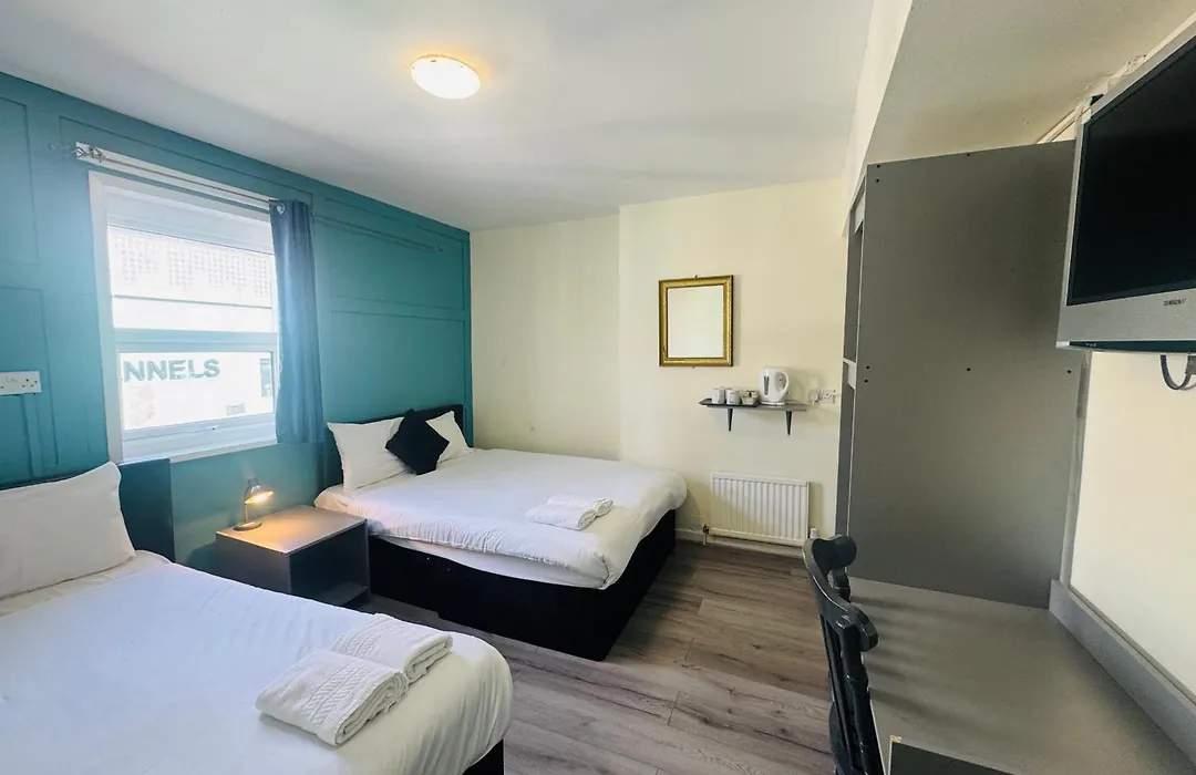 Calypso Hotel Blackpool-1